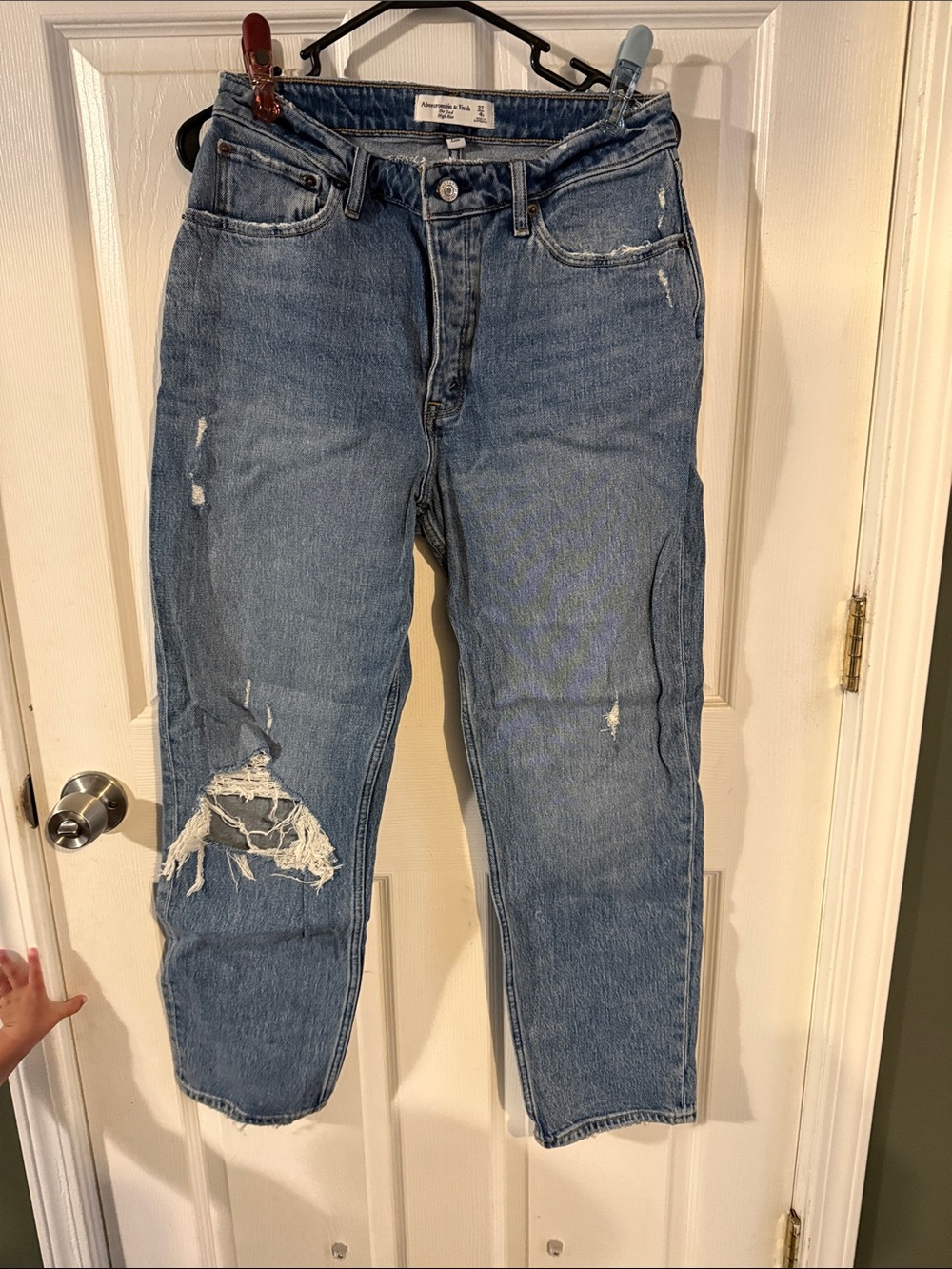 Abercrombie & Fitch Light Blue High-Rise “the dad” Jean